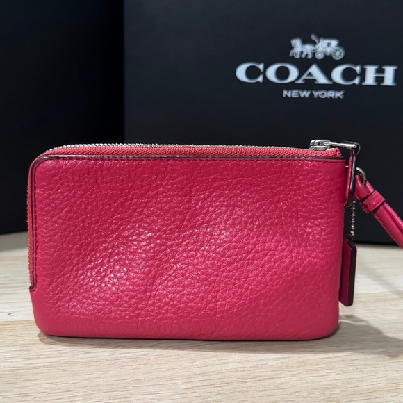 Coach F66505 Pink/Coral Pebble Leather Double Corner Zip Wristlet - Picture 2 of 9